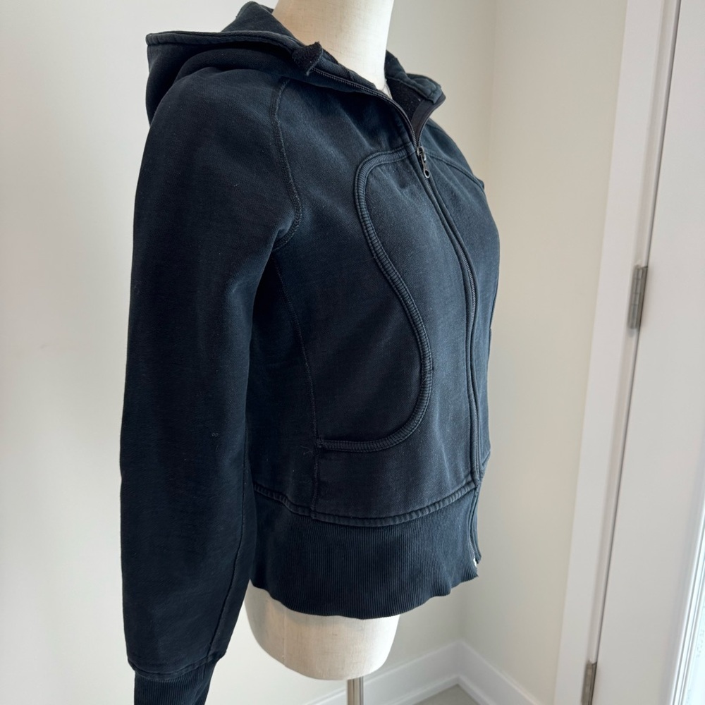 Lululemon - Black Zip-Up Hoodie - Picture 4 of 7